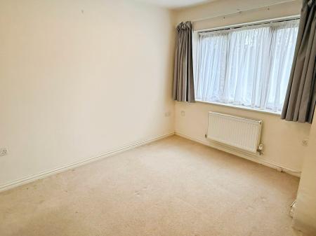 2 bedroom Terraced bungalow for sale in Honeywell Close, Oadby, LE2