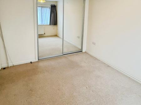 2 bedroom Terraced bungalow for sale in Honeywell Close, Oadby, LE2