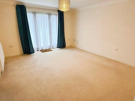 2 bedroom Terraced bungalow for sale in Honeywell Close, Oadby, LE2