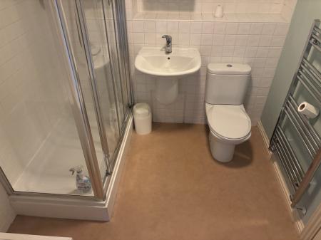 2 bedroom Terraced bungalow for sale in Honeywell Close, Oadby, LE2