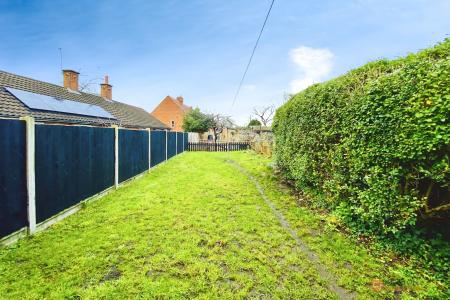 2 bedroom End of terrace house for sale in Cherry Street, Wigston, LE18