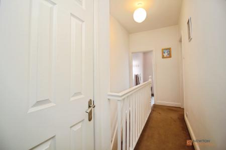 2 bedroom End of terrace house for sale in Cherry Street, Wigston, LE18