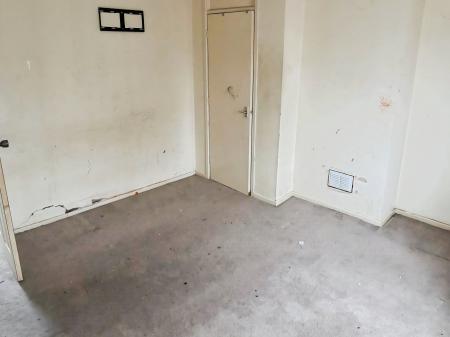 3 bedroom Semi-detached house for sale in Babington Row, Leicester, LE2