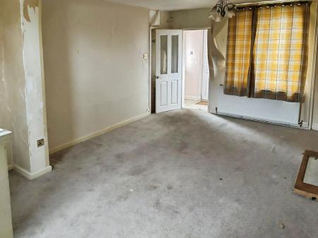 3 bedroom Semi-detached house for sale in Babington Row, Leicester, LE2