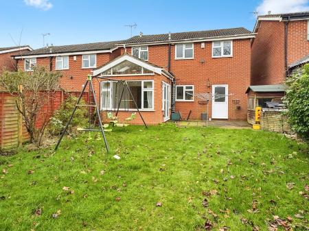 4 bedroom Detached house for sale in Wright Lane, Oadby, LE2