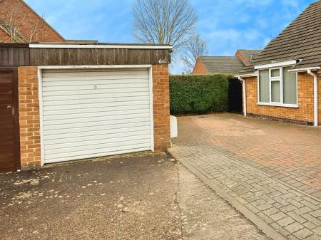 2 bedroom Detached bungalow for sale in Oakside Close, Evington, LE5