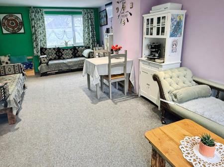 3 bedroom Terraced House for sale in Bowhill Grove, Thurnby Lodge, LE5