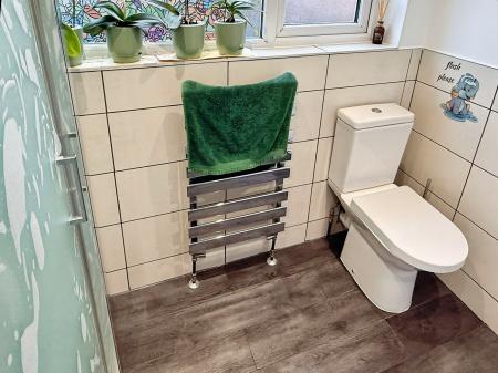 3 bedroom Terraced House for sale in Bowhill Grove, Thurnby Lodge, LE5