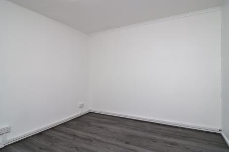 1 bedroom Flat to let in Victoria Park Rd, Leicester, LE2