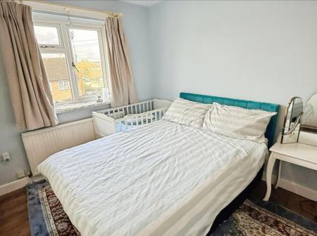 3 bedroom Town house for sale in Flatholme Road, Netherhall, Leicester, LE5