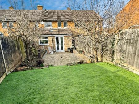 3 bedroom Town house for sale in Flatholme Road, Netherhall, Leicester, LE5