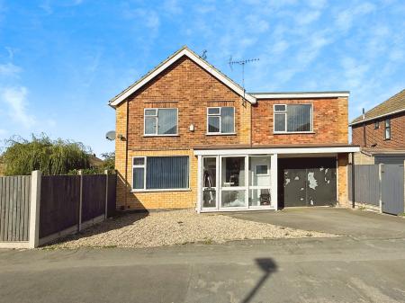 Carlton Drive, Wigston, LE18