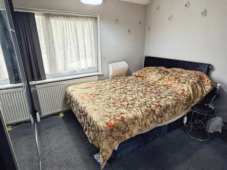 3 bedroom Semi-detached house for sale in Cordery Road, Evington, Leicester, LE5