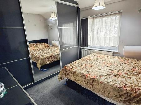 3 bedroom Semi-detached house for sale in Cordery Road, Evington, Leicester, LE5