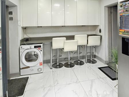 3 bedroom Semi-detached house for sale in Cordery Road, Evington, Leicester, LE5