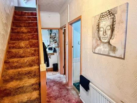 3 bedroom Semi-detached house for sale in kew drive, Wigston, Leicester, LE18