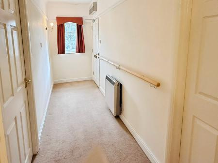 2 bedroom Flat for sale in Lodge Mews, Thurnby, Leicester, LE7