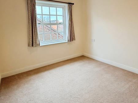 2 bedroom Flat for sale in Lodge Mews, Thurnby, Leicester, LE7
