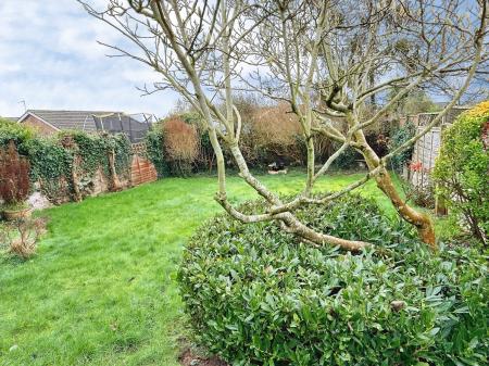 3 bedroom Detached house for sale in Coleman Road, Fleckney, Leicester, LE8