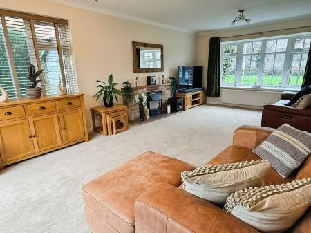 4 bedroom Detached house for sale in Church Road, Evington, Leicester, LE5