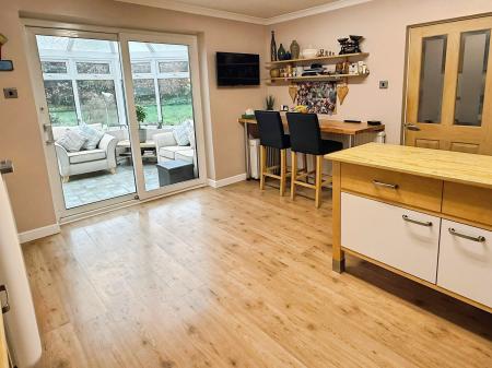 4 bedroom Detached house for sale in Church Road, Evington, Leicester, LE5