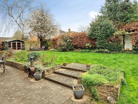 4 bedroom Detached house for sale in Church Road, Evington, Leicester, LE5