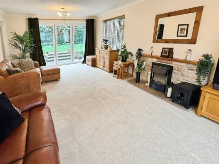 4 bedroom Detached house for sale in Church Road, Evington, Leicester, LE5
