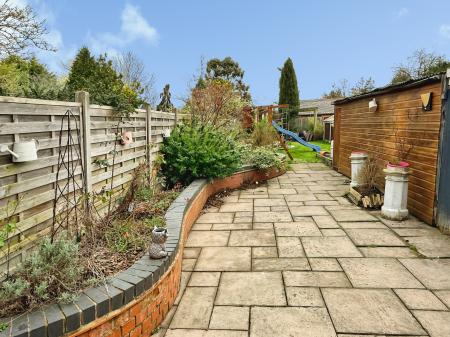 3 bedroom Semi-detached house for sale in Seaford Road, Leicester, Leicester, LE2