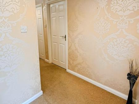 2 bedroom Detached bungalow for sale in Coombe Rise, Oadby, Leicester, LE2