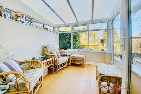 4 bedroom Detached house for sale in Englefield Road, Evington, Leicester, LE5