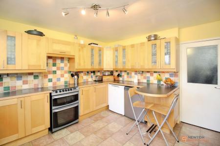 4 bedroom Detached house for sale in Englefield Road, Evington, Leicester, LE5