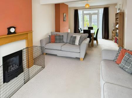 3 bedroom Terraced House for sale in Vernon Road, Aylestone, LE2