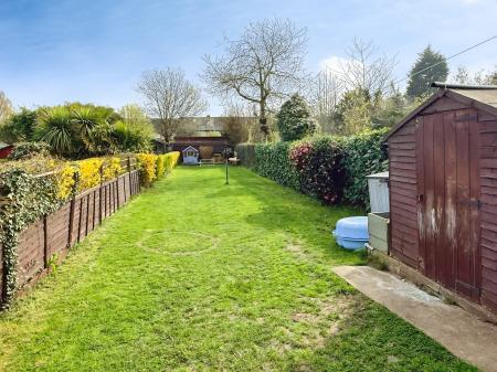 3 bedroom Terraced House for sale in Vernon Road, Aylestone, LE2