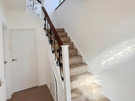 3 bedroom Semi-detached house for sale in Woodnewton Drive, Evington, Leicester, LE5