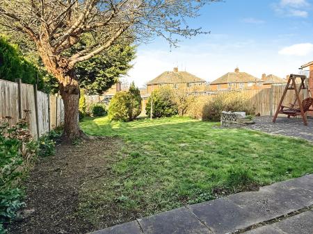 3 bedroom Semi-detached house for sale in Woodnewton Drive, Evington, Leicester, LE5