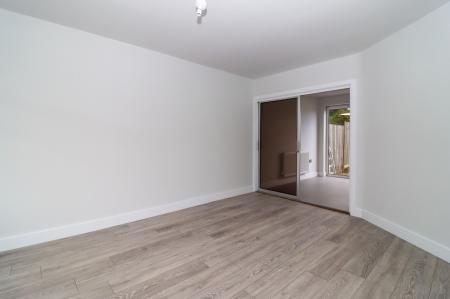 3 bedroom Semi-detached house to let in Fairstone Hill, Oadby, LE2