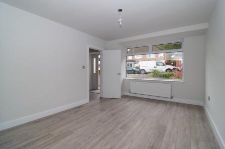 3 bedroom Semi-detached house to let in Fairstone Hill, Oadby, LE2