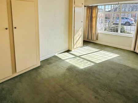 2 bedroom Bungalow for sale in Foxhunter Drive, Oadby, LE2