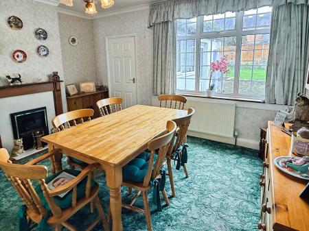 3 bedroom Town house for sale in Spencer Street, Oadby, LE2