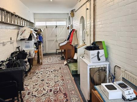 3 bedroom Town house for sale in Spencer Street, Oadby, LE2