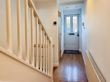 4 bedroom Detached house for sale in Holbrook, Oadby, LE2