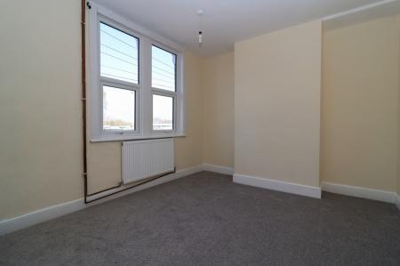 2 bedroom Terraced House to let in Milligan Road, Leicester, LE2