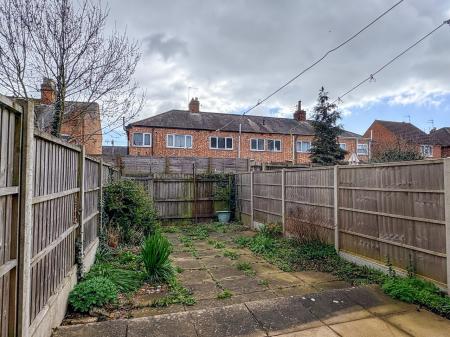 2 bedroom Terraced House to let in Milligan Road, Leicester, LE2