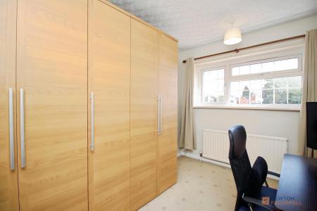 5 bedroom Detached house for sale in Chalvington Close, Evington, Leicester, LE5