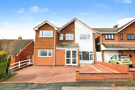 Chalvington Close, Evington, Leicester, LE5