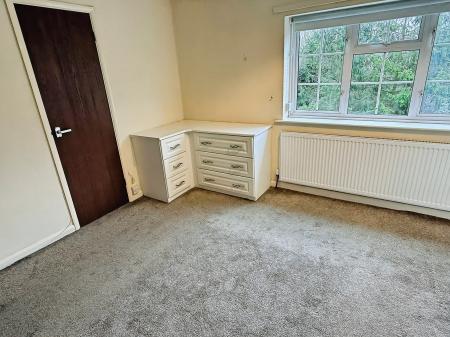 3 bedroom Detached house for sale in Penine close, Oadby, Leicester, LE2