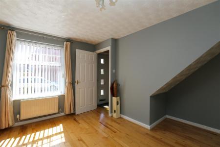 2 bedroom Semi-detached house to let in Nether Field Way, Leicester, LE3
