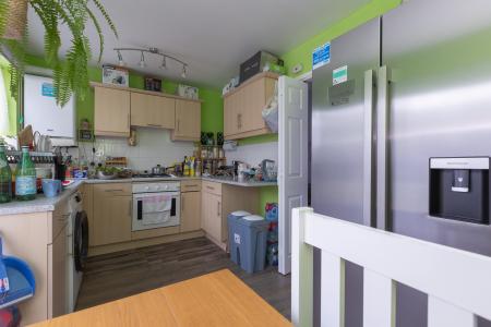 2 bedroom Terraced House to let in Firestone Close, Leicester, LE3