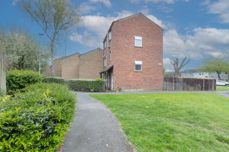 1 bedroom Flat to let in Mossgate, Leicester, LE3