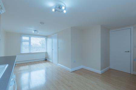 1 bedroom Flat to let in Mossgate, Leicester, LE3